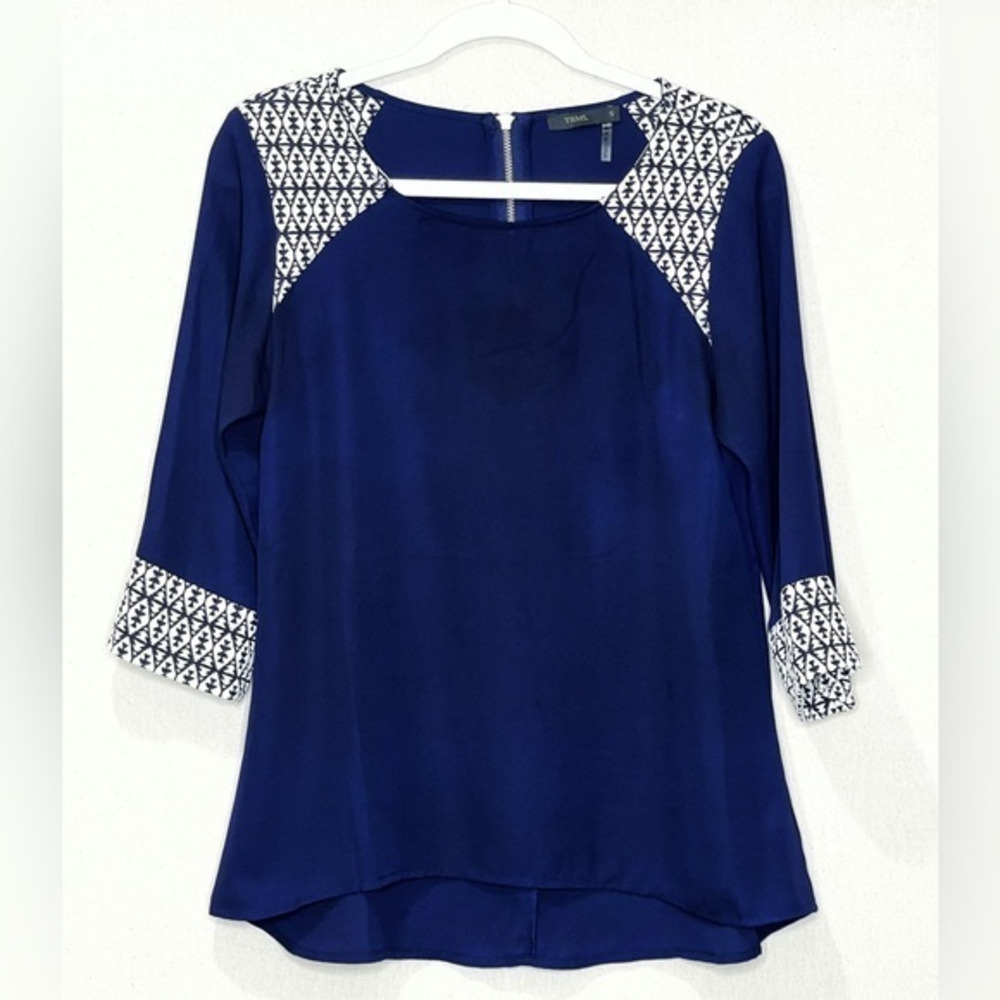 THML Navy Blue Long Sleeve Tunic/Blouse Geometric Pattern Size Small